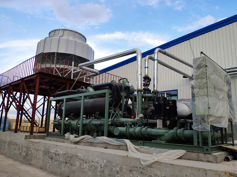 �½��ظ�ѹ�缫����������ȴ����ϵͳ